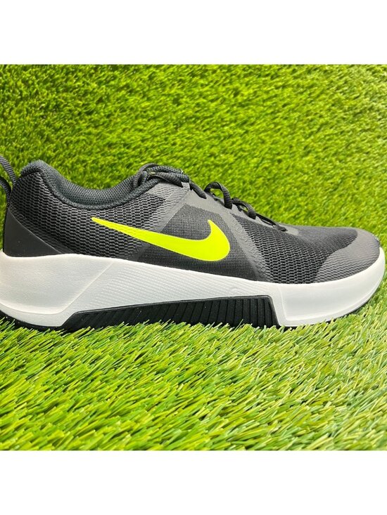 Nike Other - Nike MC Trainer 3 Mens Size 11.5 Black Volt Running Training Shoes Sneakers